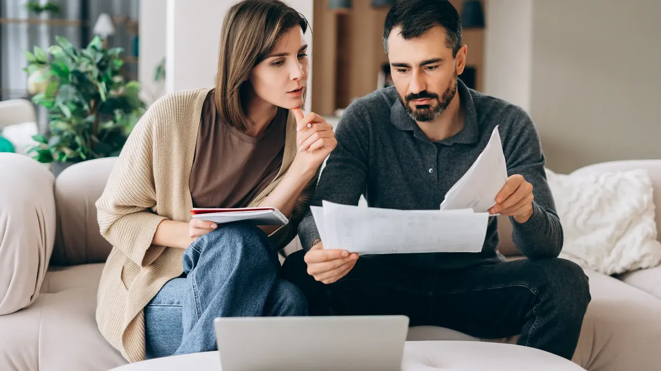 Buyer and seller shaking hands confidently after successful pre-closing home inspection
