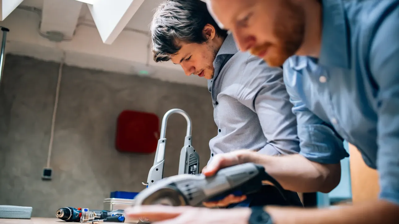Texas seller reviewing post-inspection repair checklist before home closing deadline